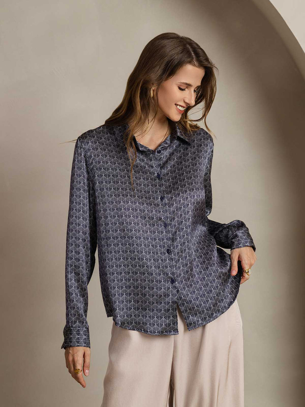 19Momme Seda Básica Cuello Militar Camisa