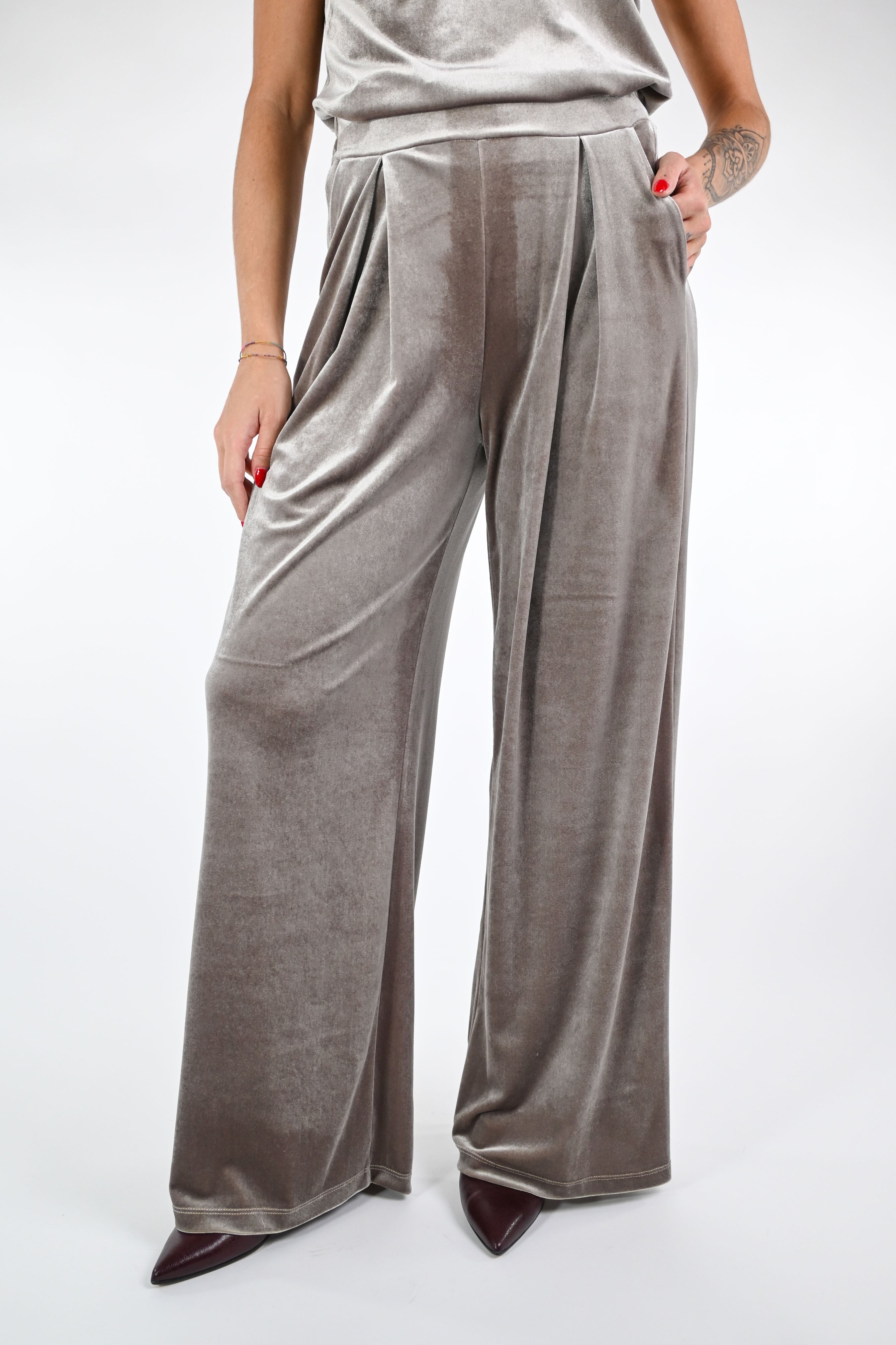 TENSIONE IN - PANTALÓN PALAZZO DE TERCIOPELO LISO - RAQUEL