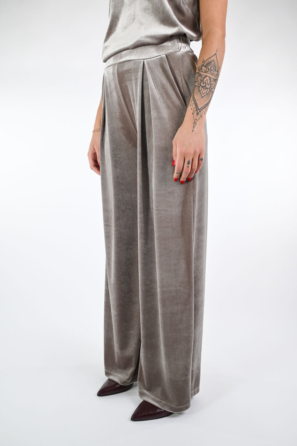 TENSIONE IN - PANTALÓN PALAZZO DE TERCIOPELO LISO - RAQUEL