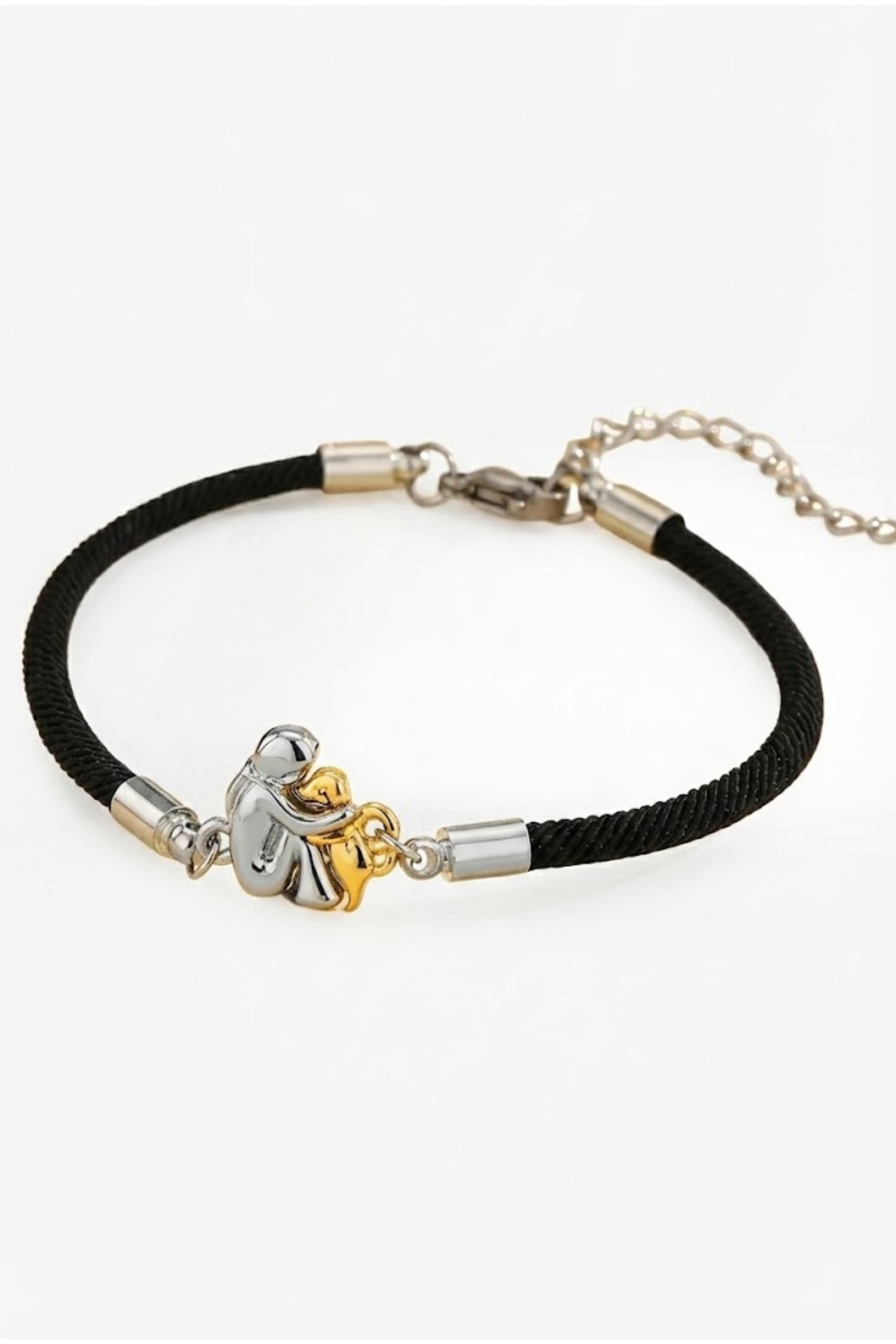 Lucia Milano | Pulsera con cordón e icono de perro.