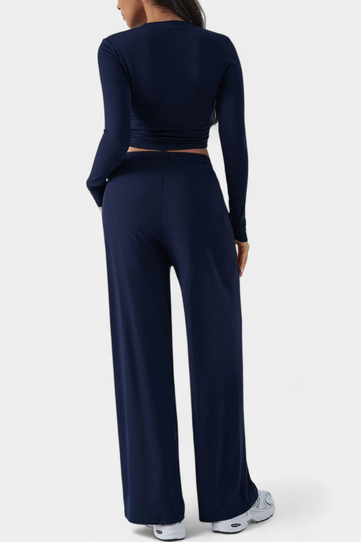 Celia Conjunto de 2 piezas con escote redondo