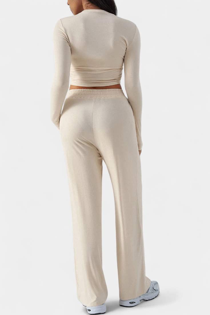 Celia Conjunto de 2 piezas con escote redondo